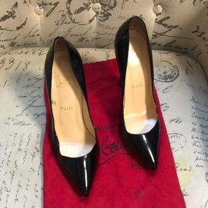 Christian Louboutin So Kate Heels